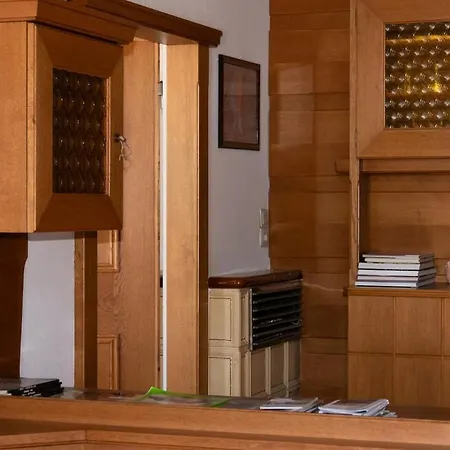 Vintage With Flair In Apartment